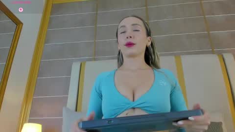 Snapshot of laurencarter1 chatting on May 25, 11:11 pm online show from May 25, 11:11 pm