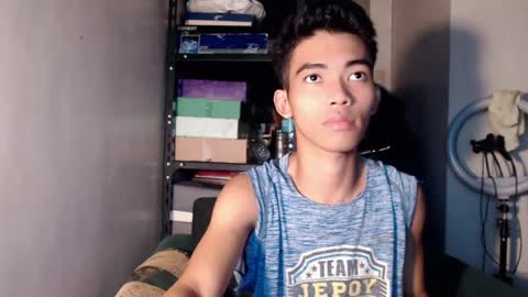 laurence_cuttieguyhere online show from July 8, 1:10 am