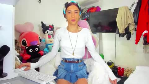 SF online show from October 12, 5:01 pm