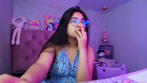 Snapshot of laurenelovex chatting on March 20, 3:00 am Laurene online show from March 20, 3:00 am