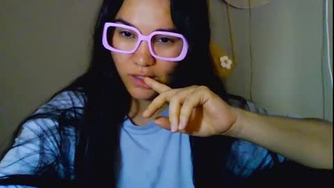 onlyfan laureng7 - 7 laureng2 online show from April 29, 5:30 pm