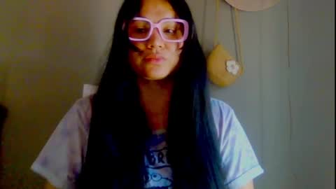 Snapshot of laurengirls1 chatting on May 5, 2:36 pm onlyfan laureng7 - 7 laureng2 online show from May 5, 2:36 pm