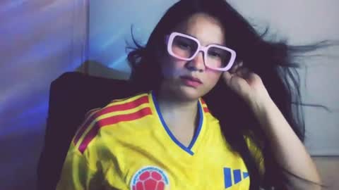 onlyfan laureng7 - 7 laureng2 online show from July 3, 11:33 pm