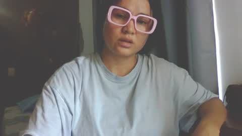 onlyfan laureng7 - 7 laureng2 online show from July 28, 3:21 pm