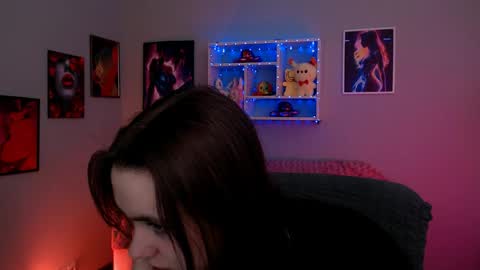 Laure online show from April 29, 12:20 pm