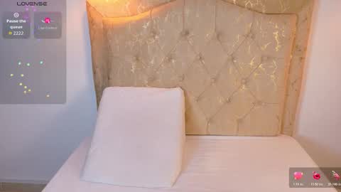 laurenn_smitth online show from January 14, 12:44 pm