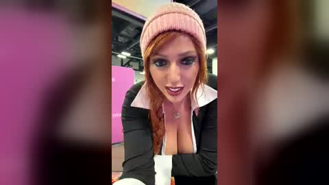 Lauren Phillips online show from June 26, 10:36 pm