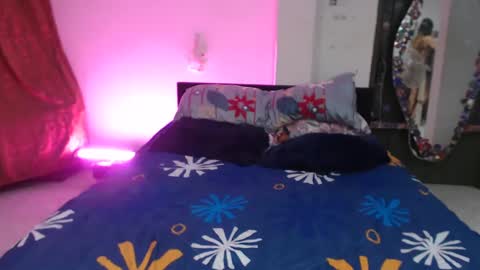 Lauren online show from October 3, 8:50 pm