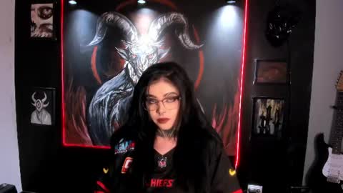 Snapshot of laurenrousexx chatting on June 27, 2:38 am LAUREN INDEPENDENT MODEL HELP ME REACH 100 LIKES PLS online show from June 27, 2:38 am