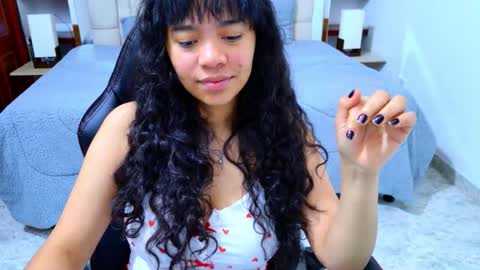 laurent online show from November 3, 3:08 am