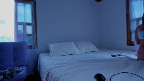 Lucie  online show from March 10, 5:29 pm