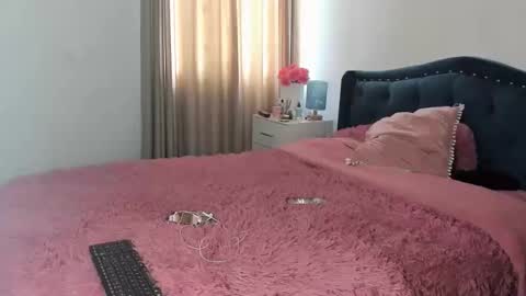 daniela angel     online show from September 11, 1:55 pm