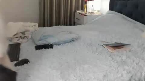 daniela angel     online show from January 9, 5:32 am