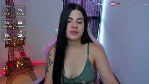 lau online show from December 11, 9:12 pm