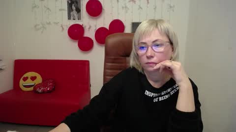 Lauren online show from January 16, 1:04 pm