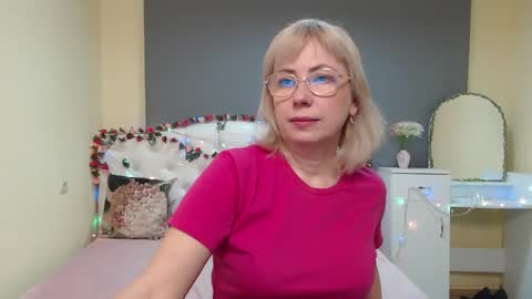 Lauren online show from March 22, 12:19 pm