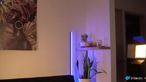 Snapshot of laurita_4 chatting on July 11, 2:20 pm laurita_4 online show from July 11, 2:20 pm
