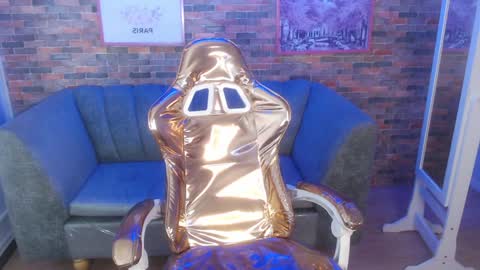 Laurita  online show from January 29, 11:04 pm