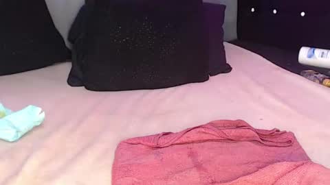 tania online show from December 22, 10:36 pm