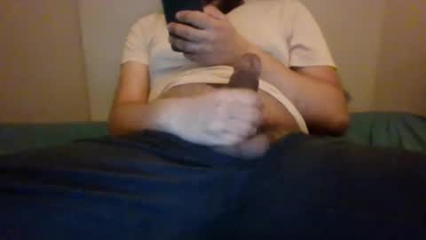 Snapshot of lautre3 chatting on February 12, 6:40 pm lautre3 online show from February 12, 6:40 pm