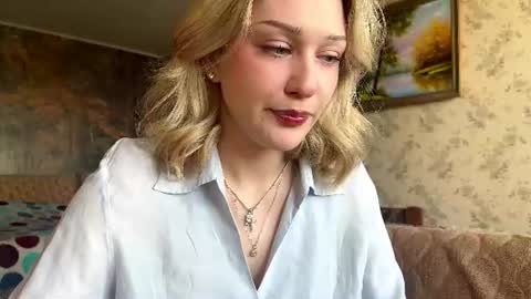 Snapshot of lavadahazeltine chatting on June 11, 12:25 pm Elin online show from June 11, 12:25 pm