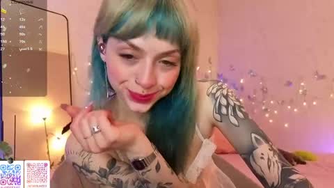 Snapshot of lavenderlav chatting on May 19, 7:20 pm Melissa online show from May 19, 7:20 pm