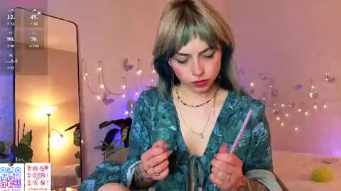 Snapshot of lavenderlav chatting on June 15, 7:38 pm Melissa online show from June 15, 7:38 pm