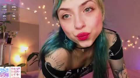 Snapshot of lavenderlav chatting on July 15, 7:46 am Melissa online show from July 15, 7:46 am