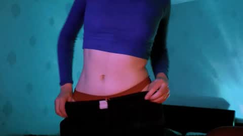 Snapshot of lavinda_lin chatting on October 27, 8:29 am Lavinda online show from October 27, 8:29 am