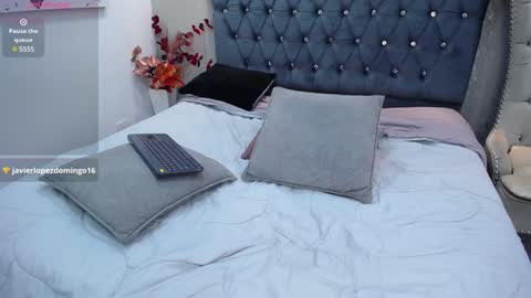 Snapshot of lawford_mike chatting on December 15, 4:37 pm Mike online show from December 15, 4:37 pm