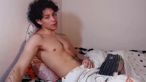 ZAmbrano online show from April 14, 3:45 am