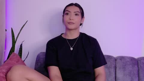 Snapshot of layadoll chatting on June 5, 6:52 am laya online show from June 5, 6:52 am