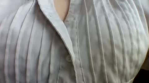 layannalea online show from June 11, 12:43 am