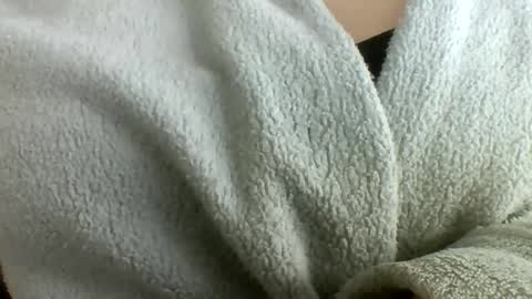 layannalea online show from June 29, 7:14 pm