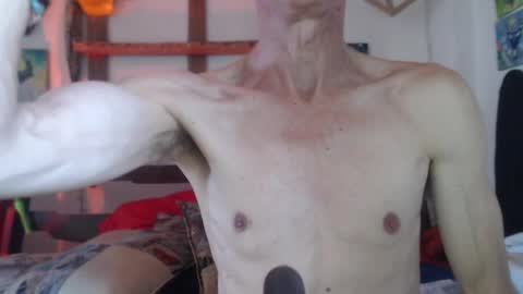 Snapshot of laye19 chatting on February 14, 6:19 pm Laye19 online show from February 14, 6:19 pm