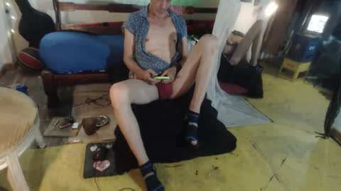 Snapshot of laye19 chatting on September 15, 7:30 am Laye19 online show from September 15, 7:30 am