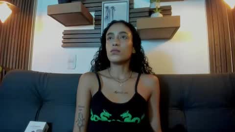 Layla online show from October 1, 12:49 am