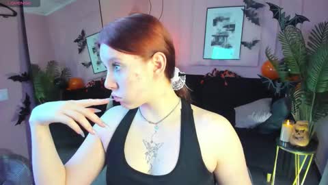 layla_glam online show from November 3, 5:31 am