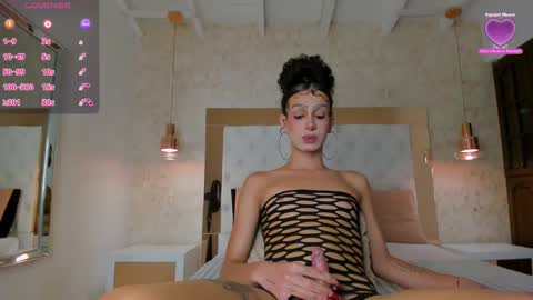 Snapshot of layla_mackenzie01 chatting on February 9, 1:09 am Layla Mackenzie online show from February 9, 1:09 am