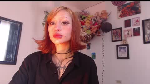 layla_quinn online show from June 12, 2:05 pm