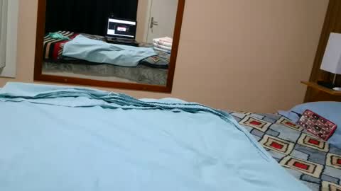 kelly online show from October 23, 1:16 am