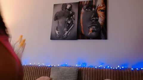 laylacruz online show from November 5, 6:46 am