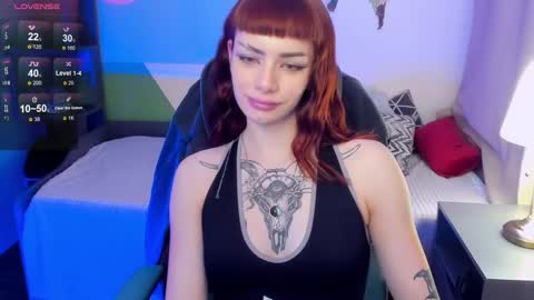 Layla 3 online show from March 14, 9:31 pm