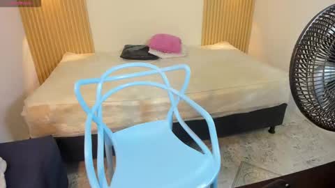 LaylaEmber online show from January 11, 12:54 pm