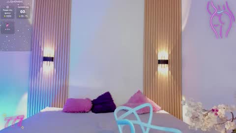 LaylaEmber online show from March 10, 12:10 pm