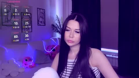 laylagreat online show from September 15, 10:48 am