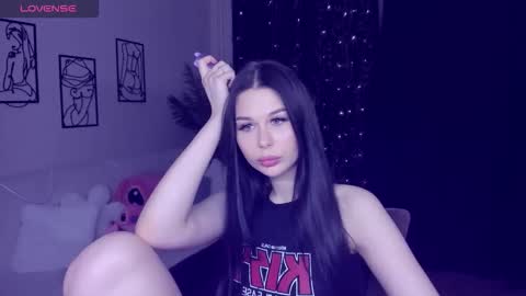 laylagreat online show from October 16, 3:57 pm