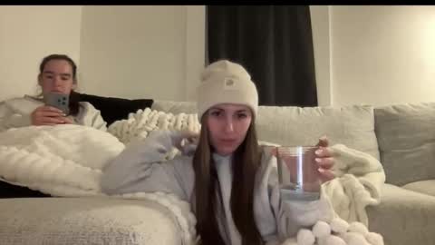 Snapshot of laylahlaylah1 chatting on December 2, 10:05 pm laylahlaylah1 online show from December 2, 10:05 pm