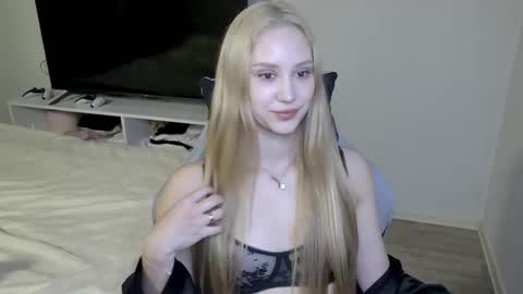 Snapshot of laylapretty001 chatting on March 30, 4:57 am LaylaPretty001 online show from March 30, 4:57 am