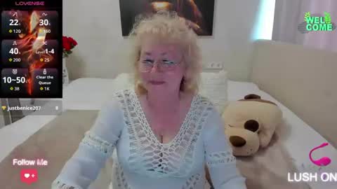 Snapshot of laylaroma chatting on July 13, 2:09 pm laylaroma online show from July 13, 2:09 pm